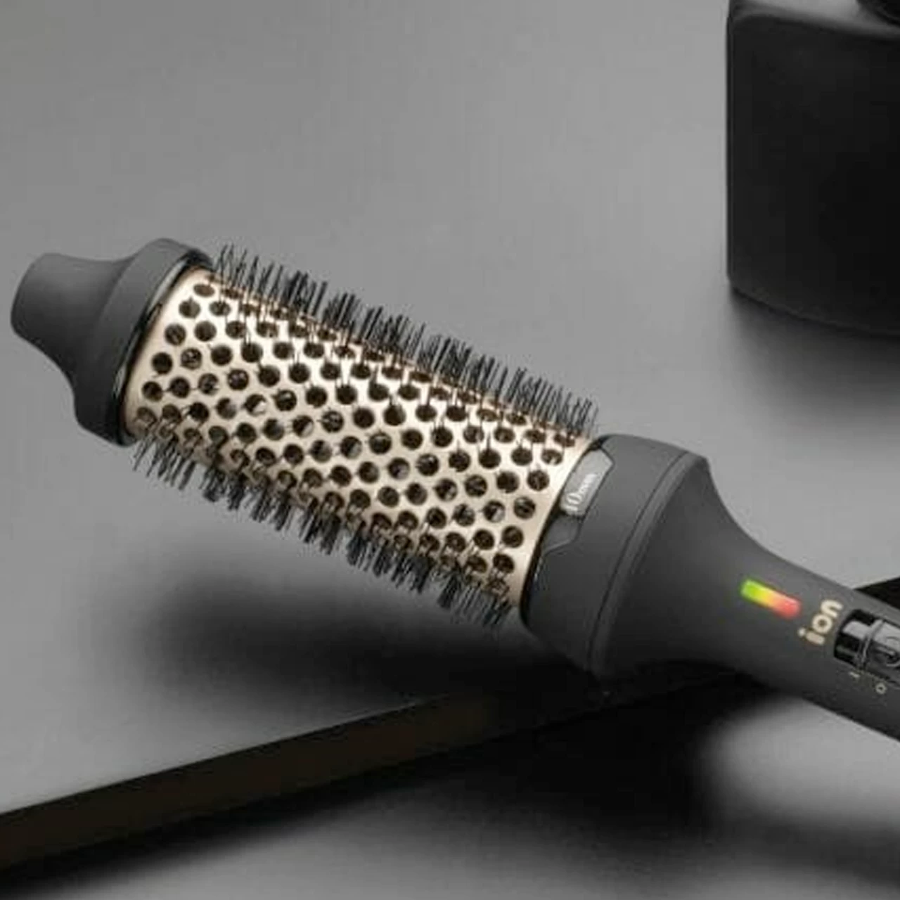 Brosse Chauffante Céramique 40mm Diva 2 Brosse Chauffante Céramique 40mm Diva – Image 2