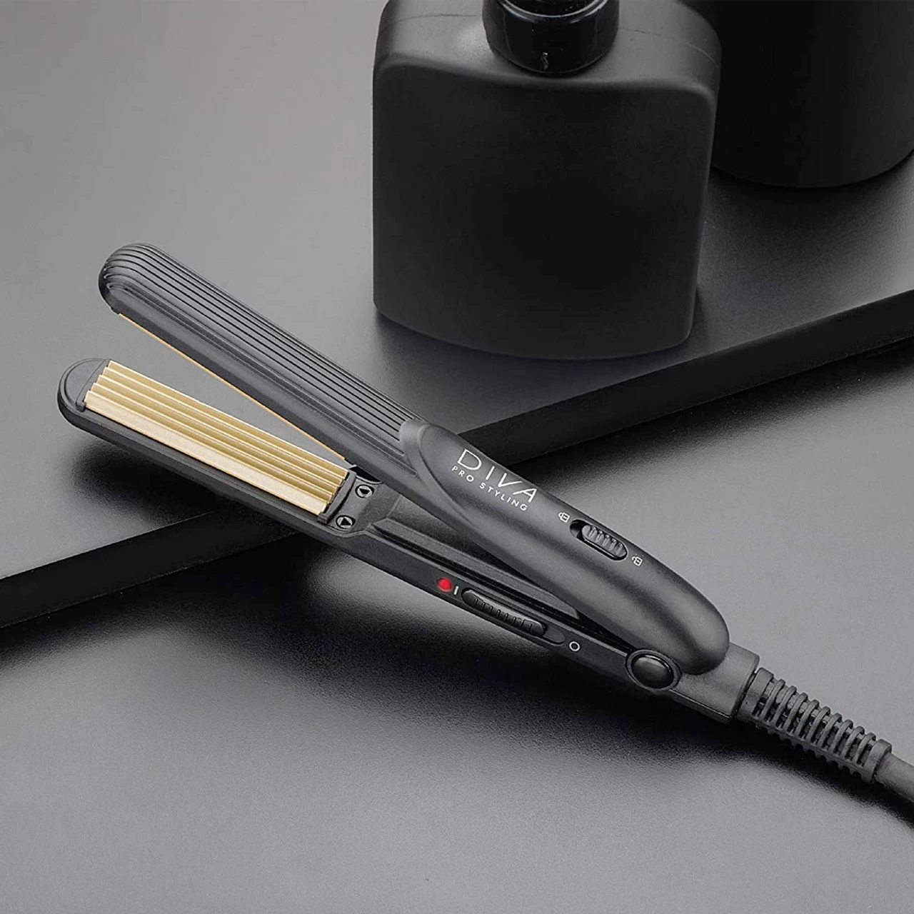 Lisseur Mini Noir Diva 4 Lisseur Mini Noir Diva – Image 4